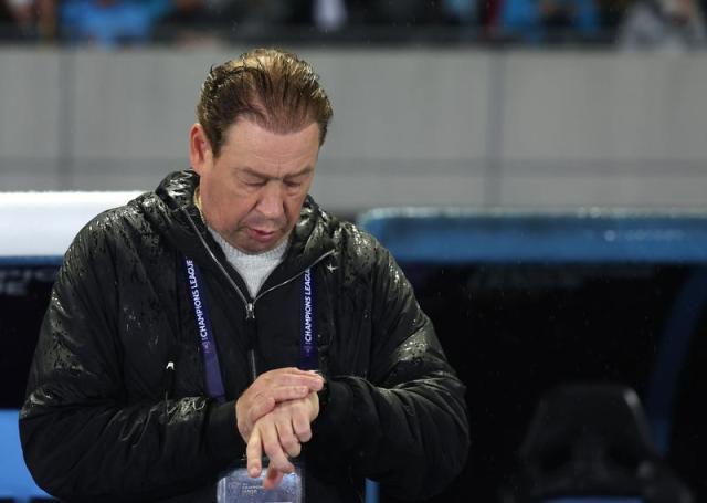 星空电竞官方网站-申花惨败过后认清现实差距：有缺失也有进步的空间